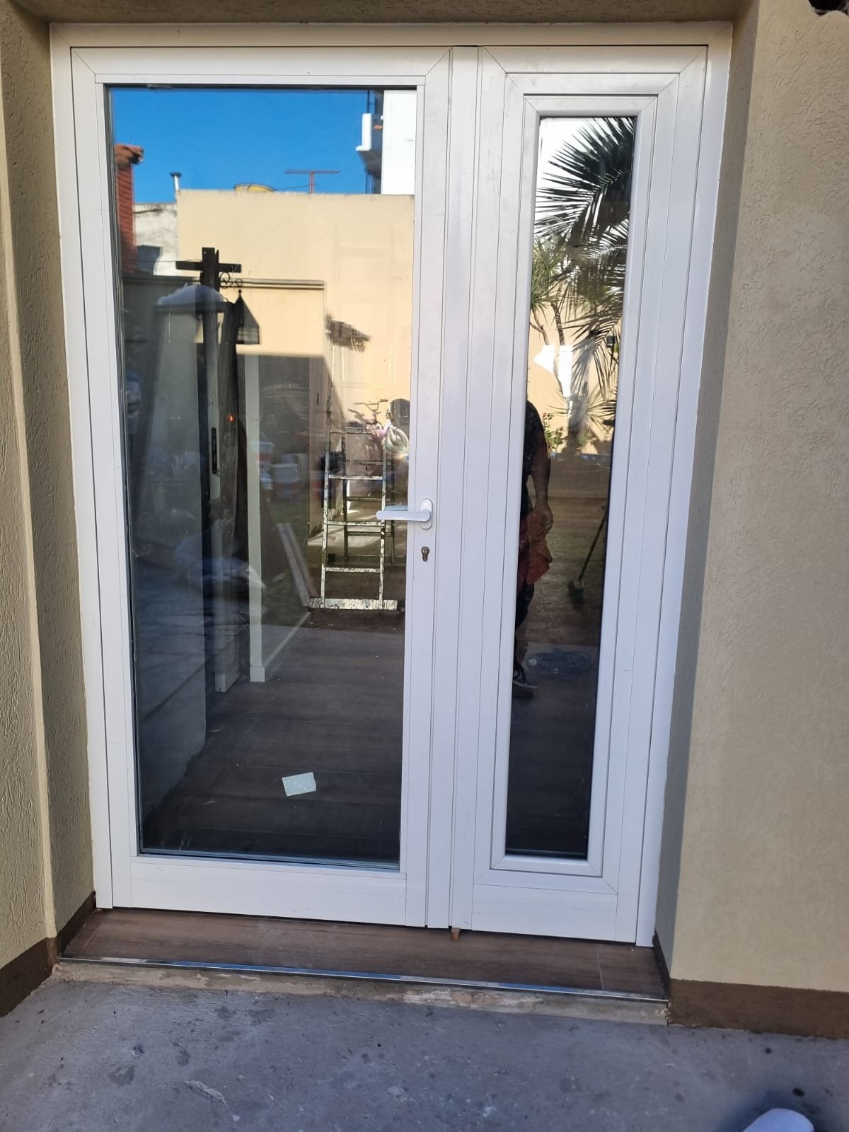 Puerta balcón de aluminio, foto 1