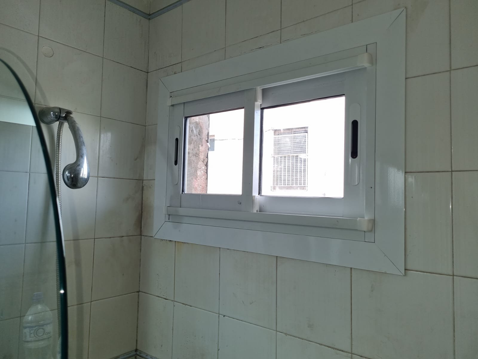 Ventana corrediza de aluminio, foto 3